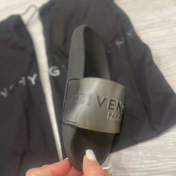Givenchy Slides - Picture 8 of 10